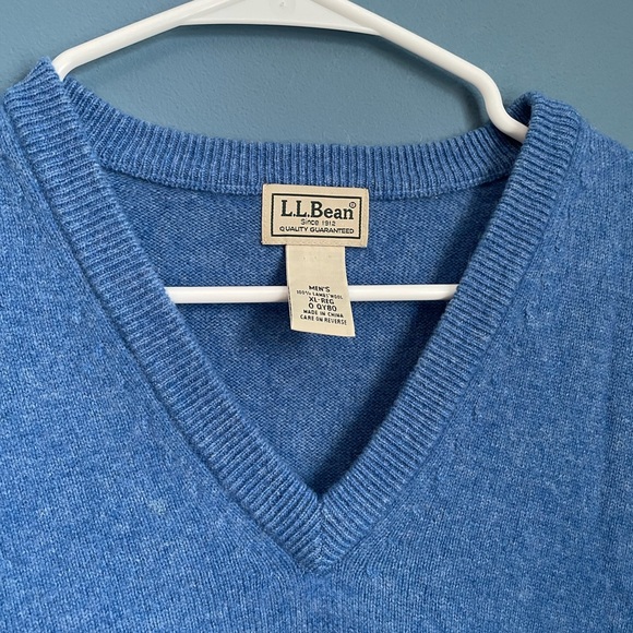 L.L.Bean Lambs’ Wool Men’s XL Blue Sweater Vest - Picture 4 of 8